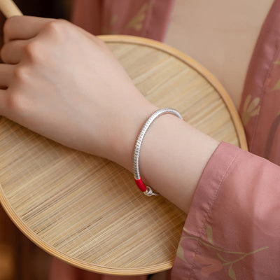 How to choose the right bracelets for women?
