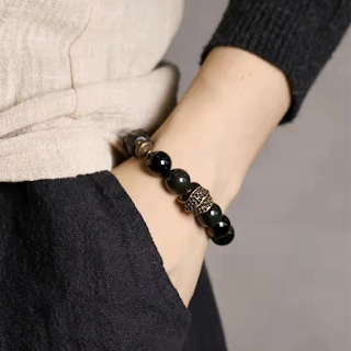 The Efficacy And Role Of Obsidian Bracelet