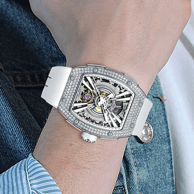 In 2023, White Watches For Men Will Be All The Rage