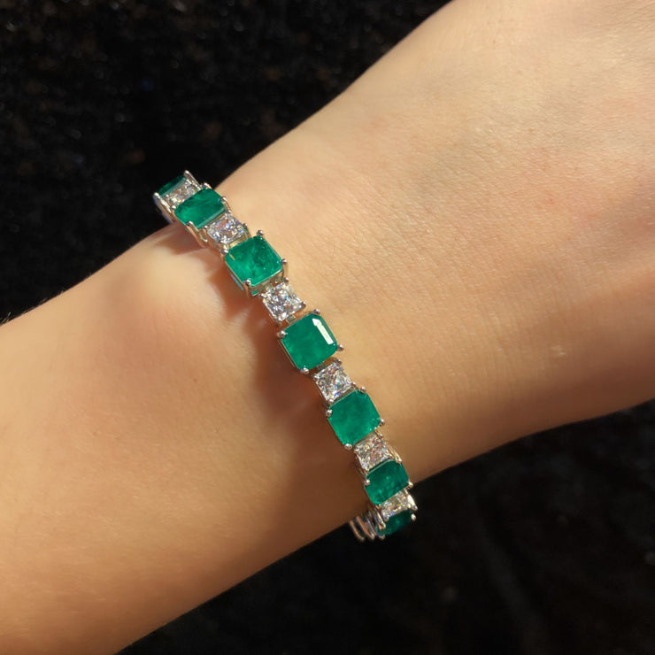 Emerald Bracelet Find Me A Gift,retirement gifts for women,60th birthday gifts for her,40th wedding gift ideas,30th wedding anniversary